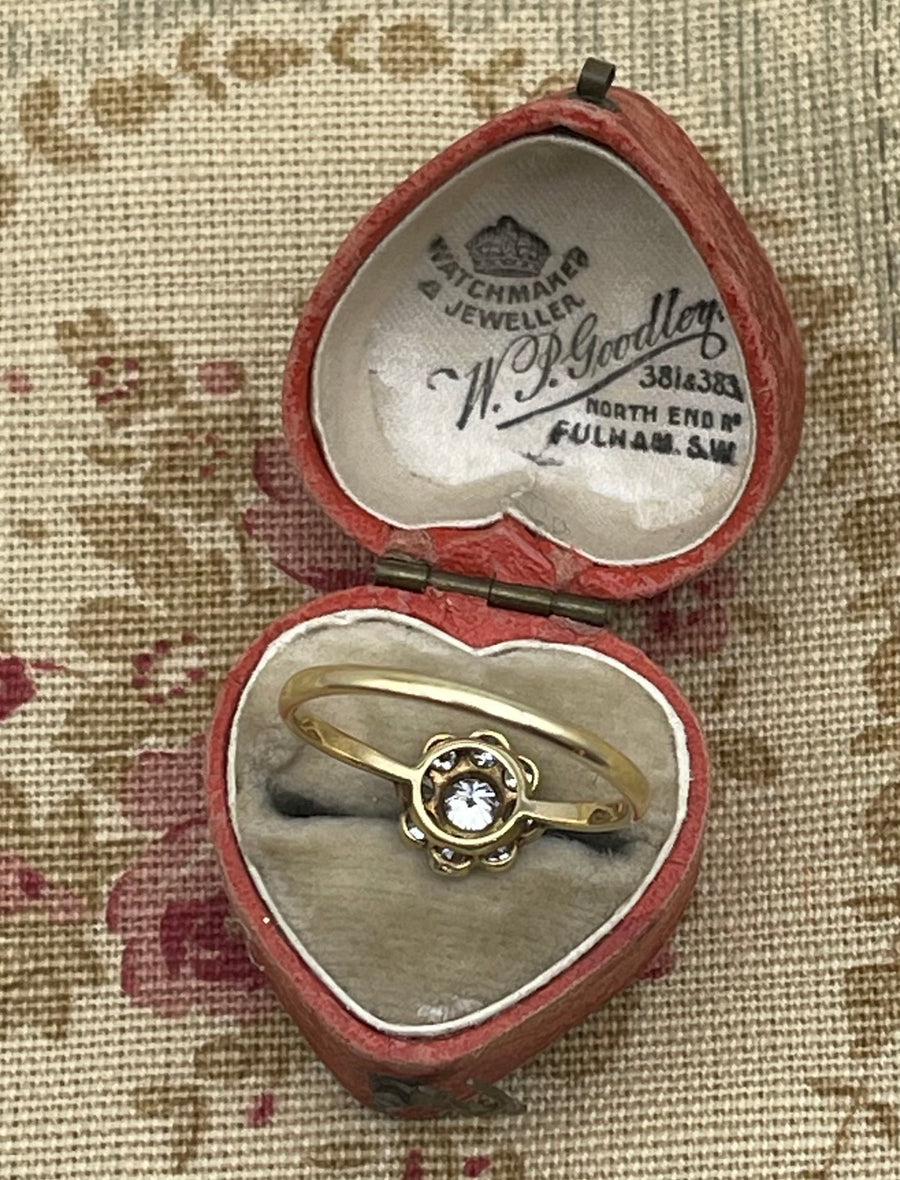 Edwardian Diamond daisy ring
