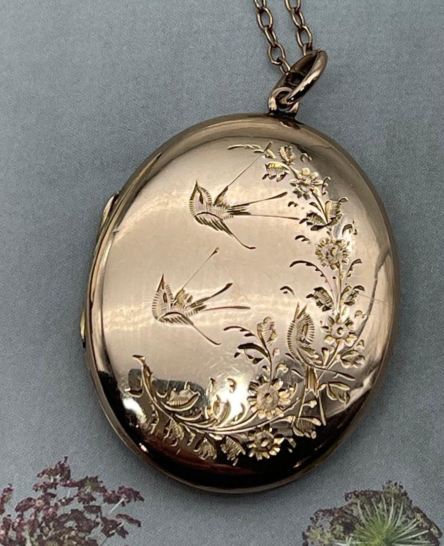 Antique 9ct Rose Gold Back and Front Engraved  Oval Locket. 