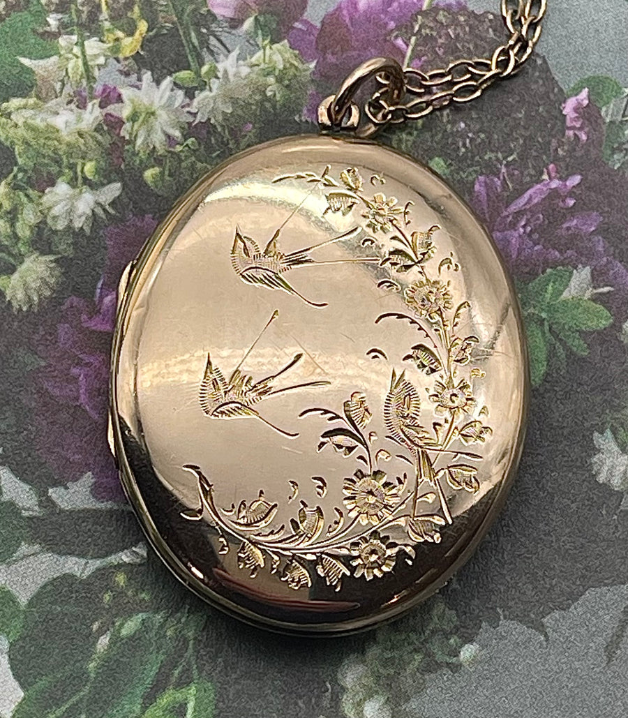 Antique 9ct Rose Gold Back and Front Engraved  Oval Locket. 