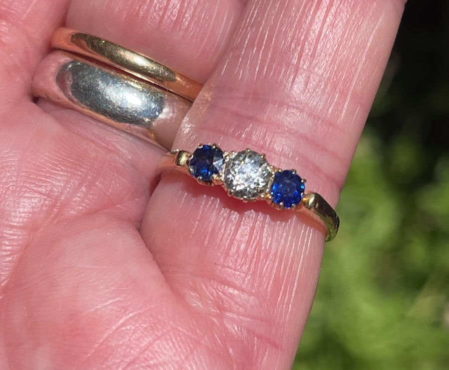 Antique 18ct Diamond and Sapphire Trilogy Ring