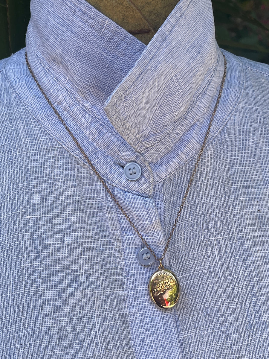 Vintage 9ct Gold Oval Locket