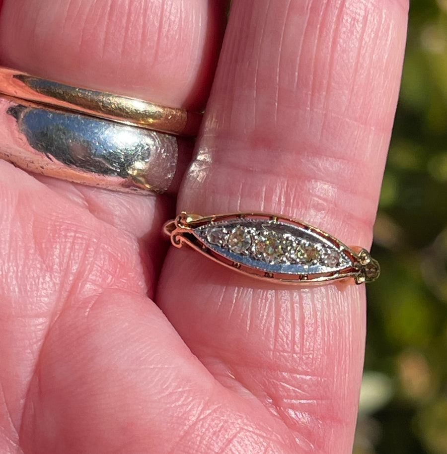 Antique 18ct Yellow Gold Diamond Boat Ring