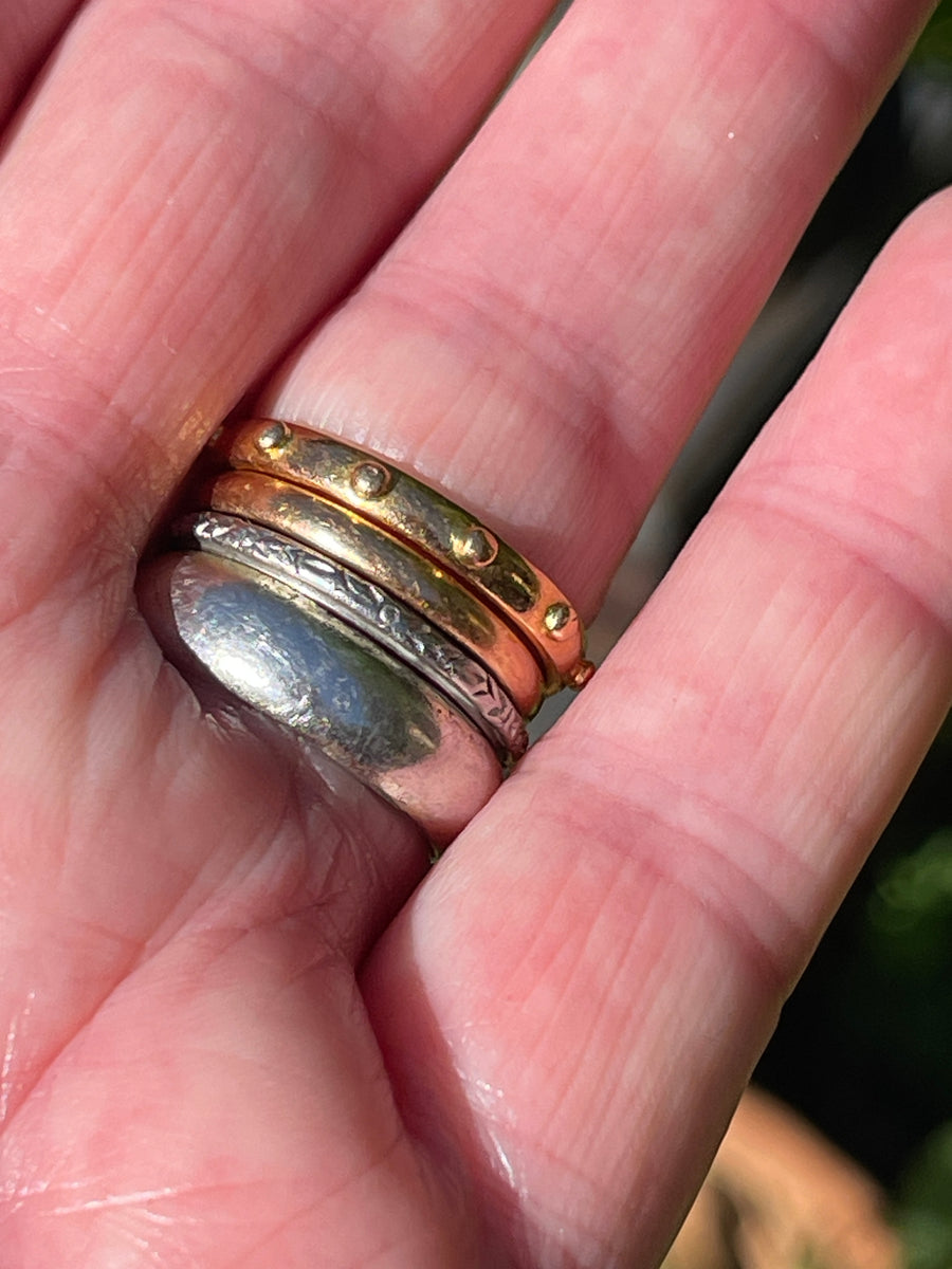 Vintage 22ct Gold Rosary Ring