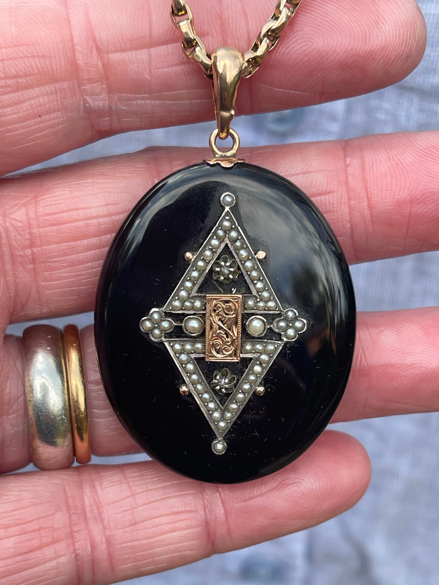 Large Antique Onyx and Gold Memorial Locket