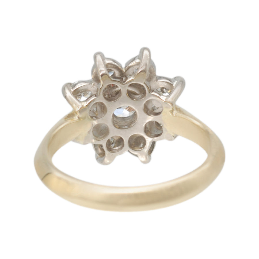 Large Vintage18ct Gold Diamond Daisy Ring