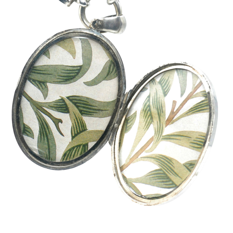 Antique Victorian Aesthetic Movement Oval Locket and Collar.