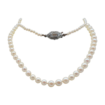 Creamy Vintage Graduated Pearls with Paste Clasp