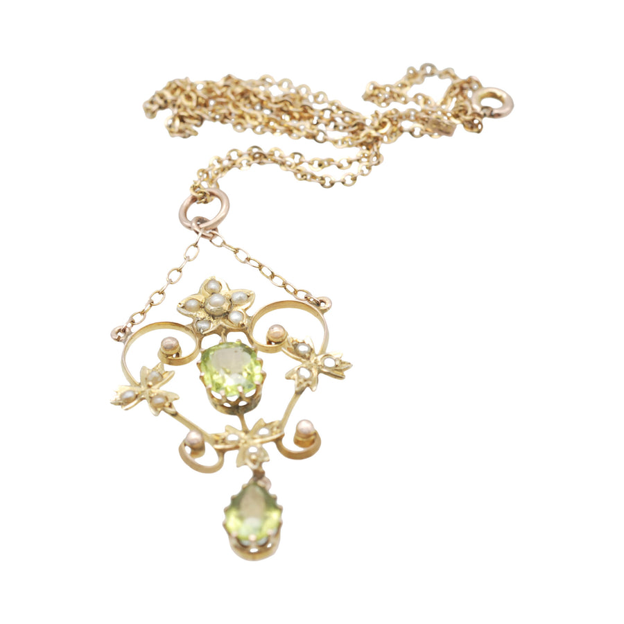Edwardian 9ct Peridot and pearl pendant on a 9ct chain
